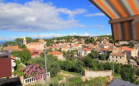 Apartmani Nadalina